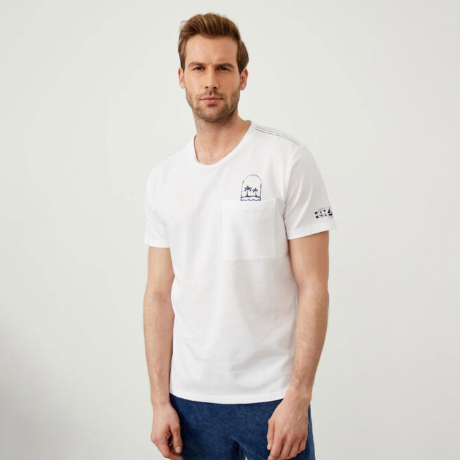 Xint Pull White