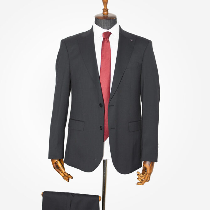 Jakamen Costume Black